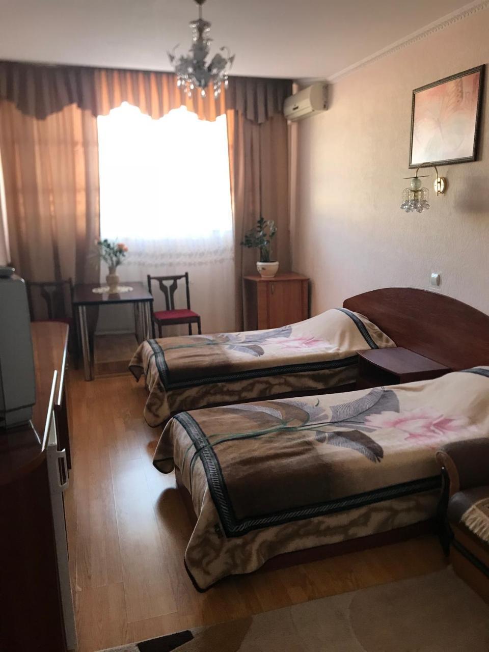 Hotel Anzhelina Cherson Esterno foto